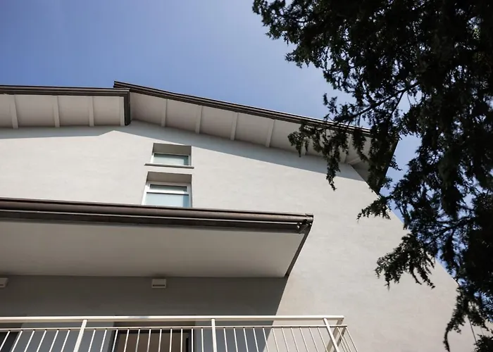 Residenza Adriatica - *