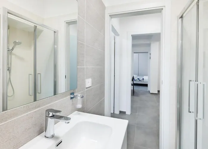 Residenza Adriatica - *